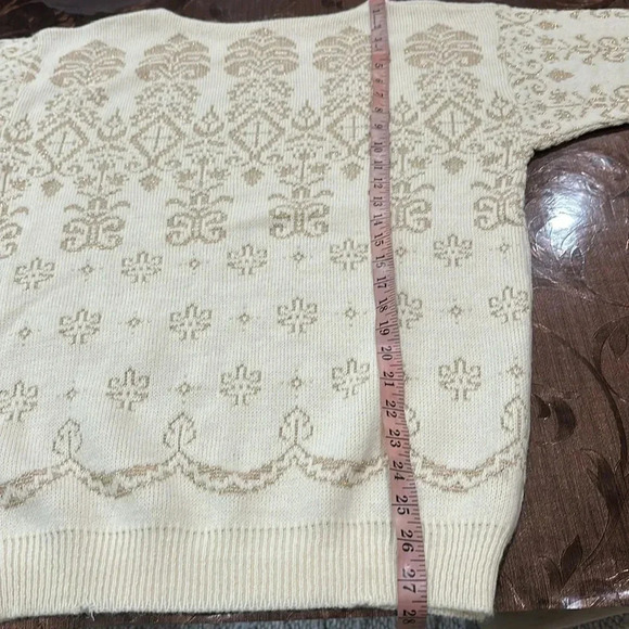 Talbott  Gold Metallic Filigree Lurex Sweater VTG Knit - Picture 6 of 8